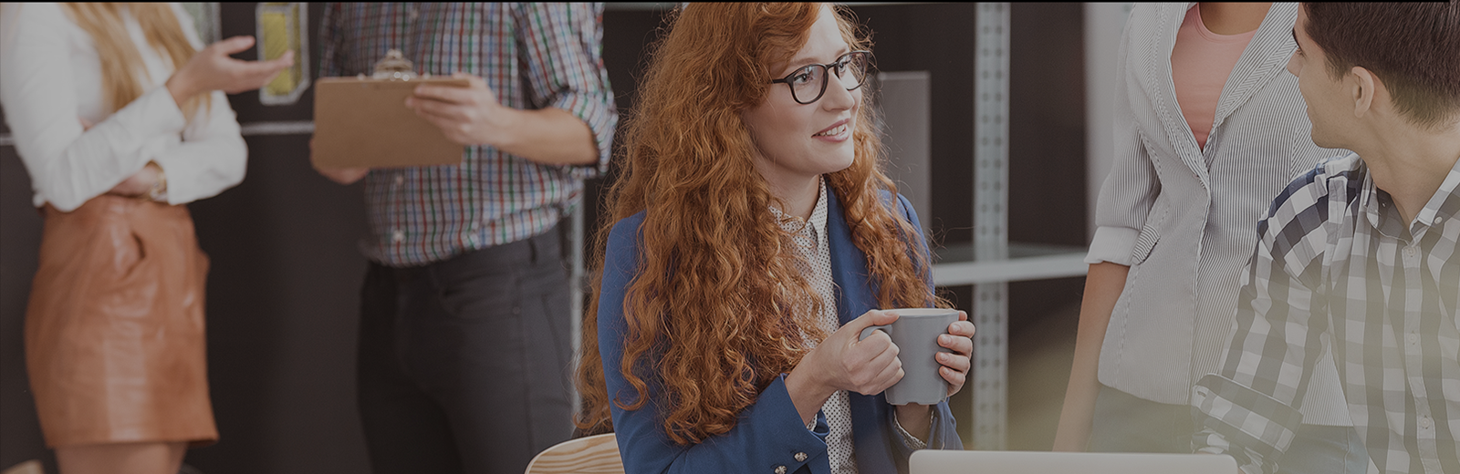 about us inner page banner bg.png